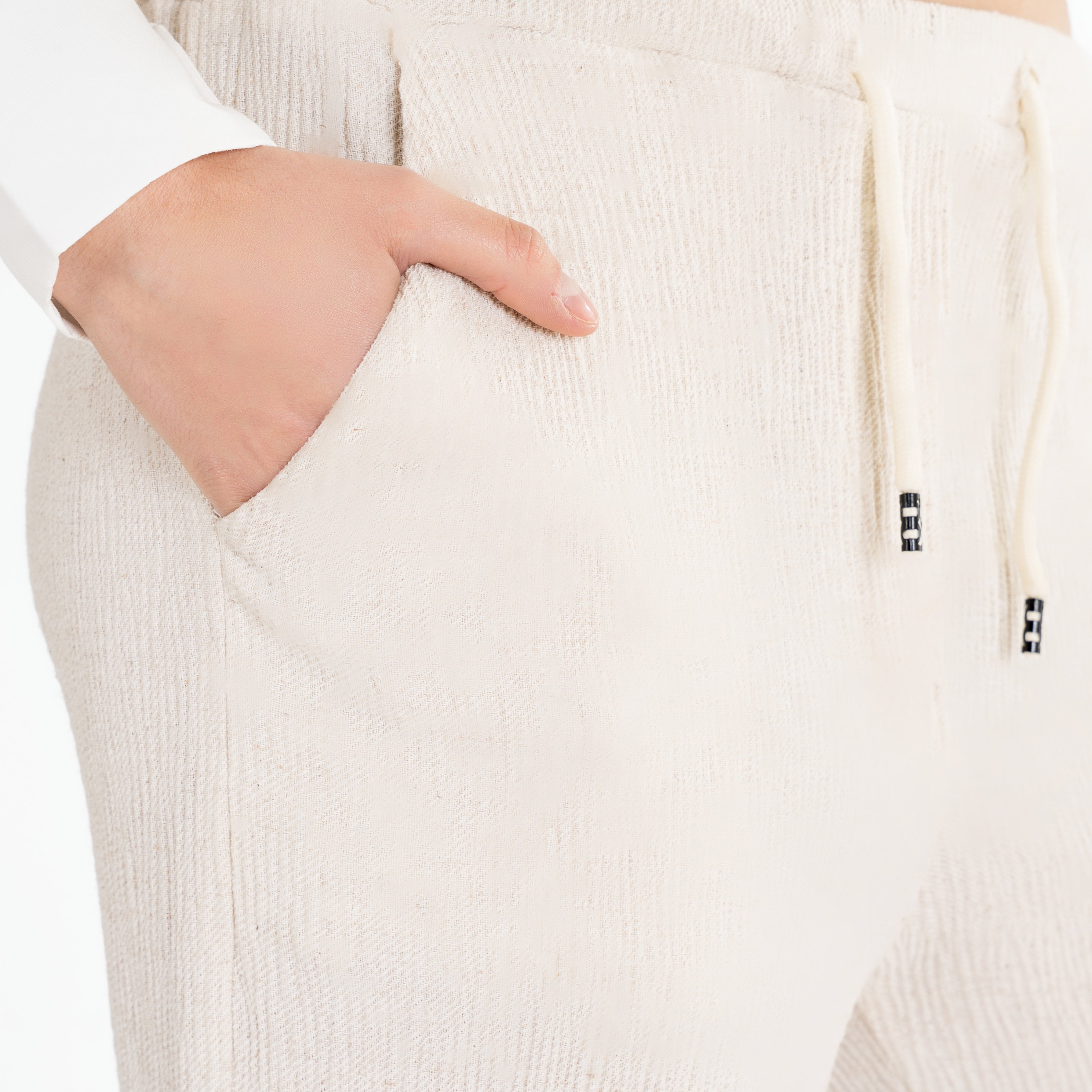 Wide-Leg Tailored Pants