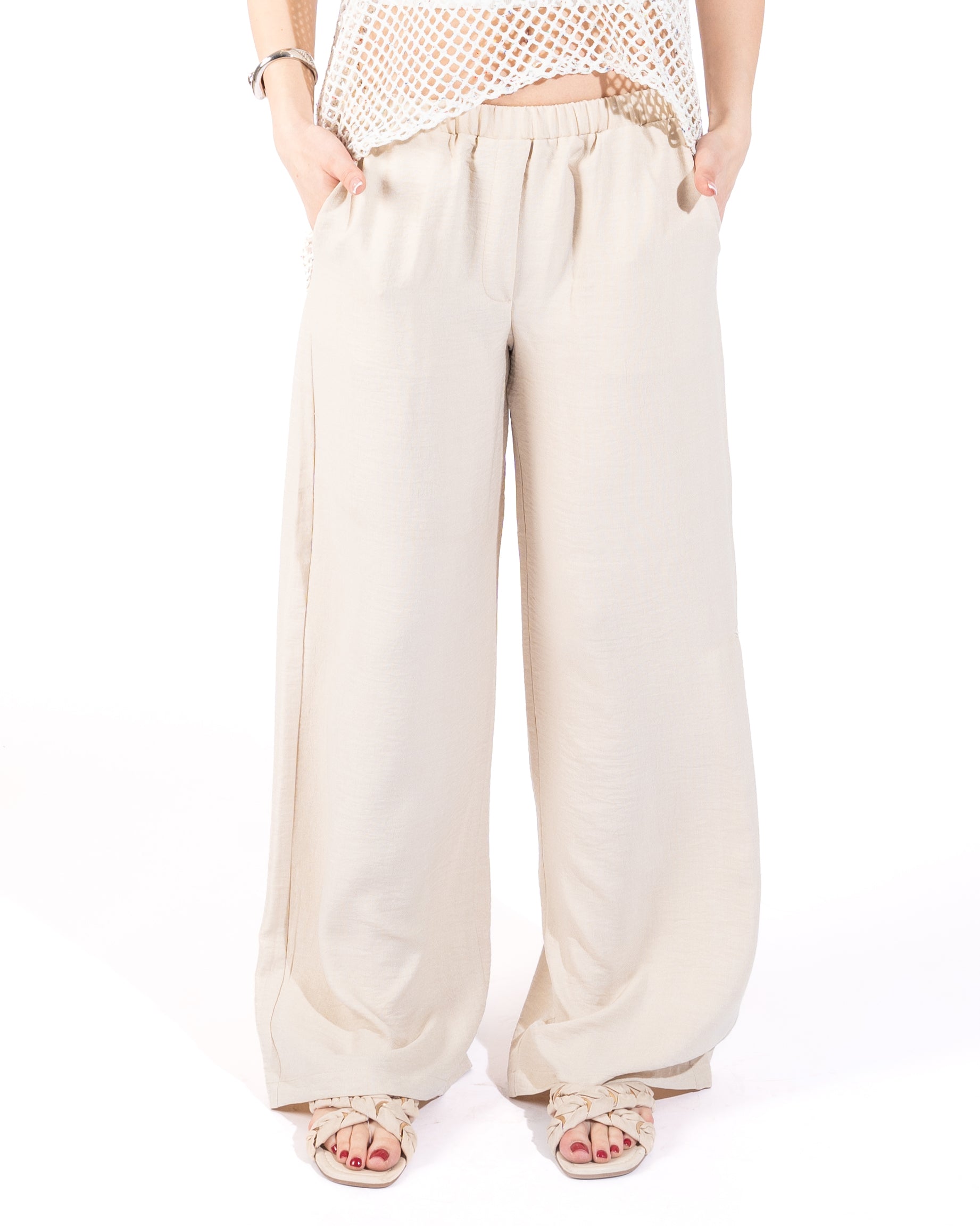 Wide-Leg Linen Pants