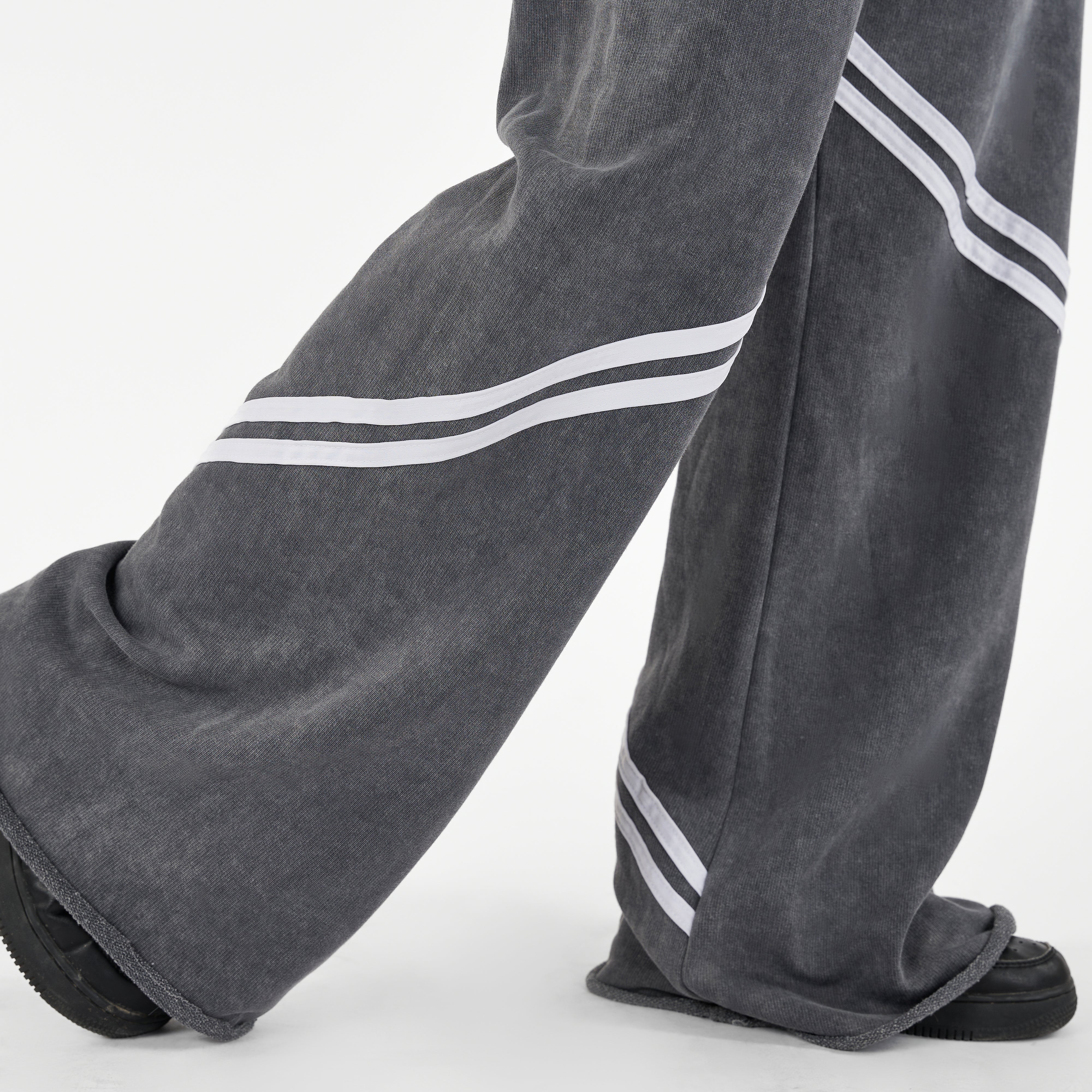 Washed Milton Wide Leg Sweatpants